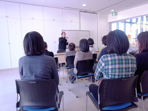 110305 ここにこ ボランティアおもちゃ講座