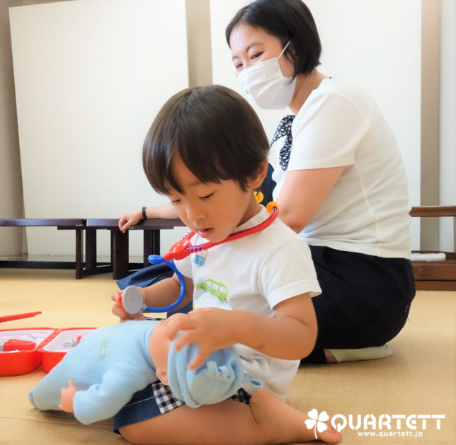 男の子_おもちゃ_人形遊び