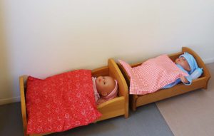 人形用ベッド 椙山こども園