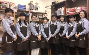 木のおもちゃ専門店　スタッフ