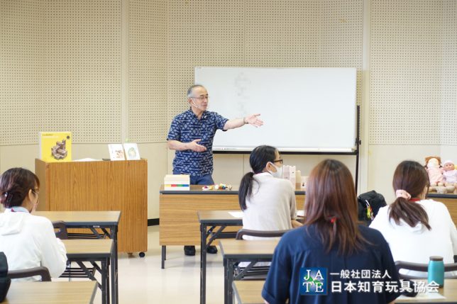 創造力を育てるおもちゃの選び方・与え方