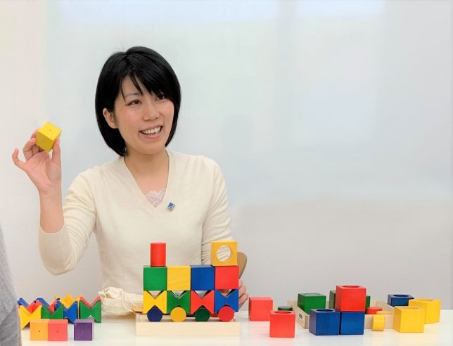 内山紗江加_日本知育玩具協会_すくすく教室