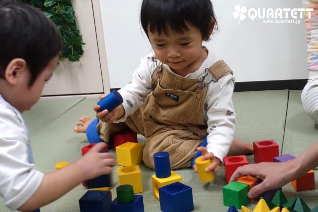 積木と子ども