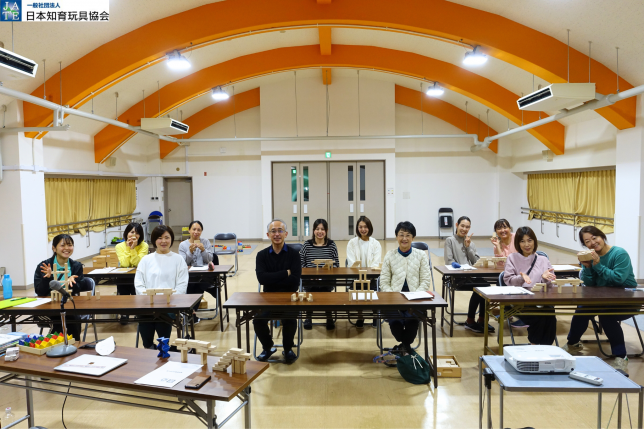 231120_清武みどり_ウールレンガ積木研修①