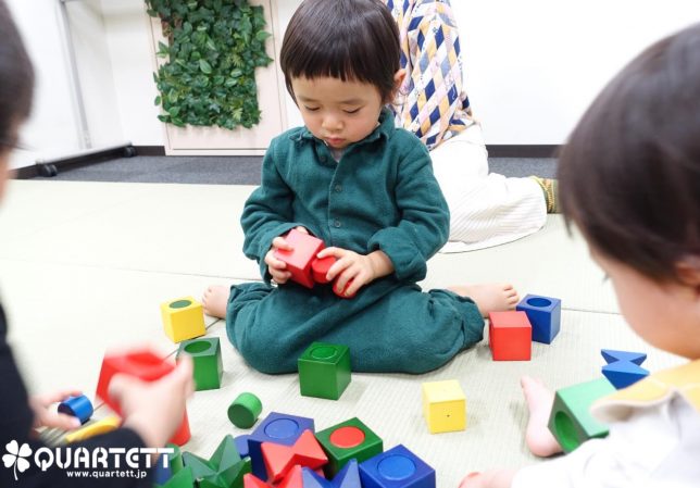 積木と子ども